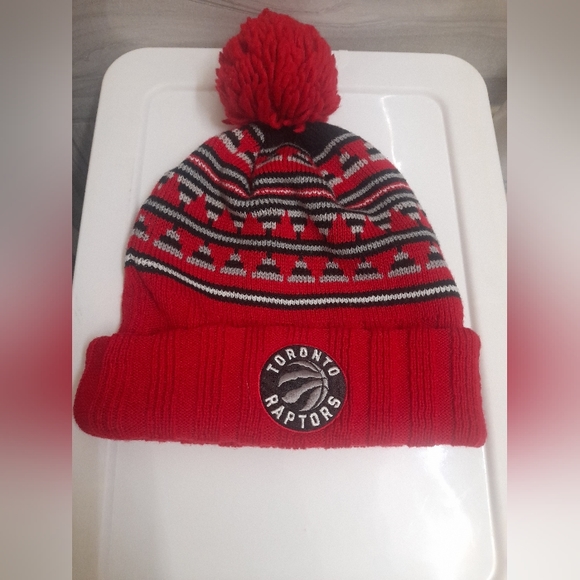 Mitchell & Ness Other - Mitchell & Ness - Toronto Raptors Winter Hat/Toque - Red/Black
